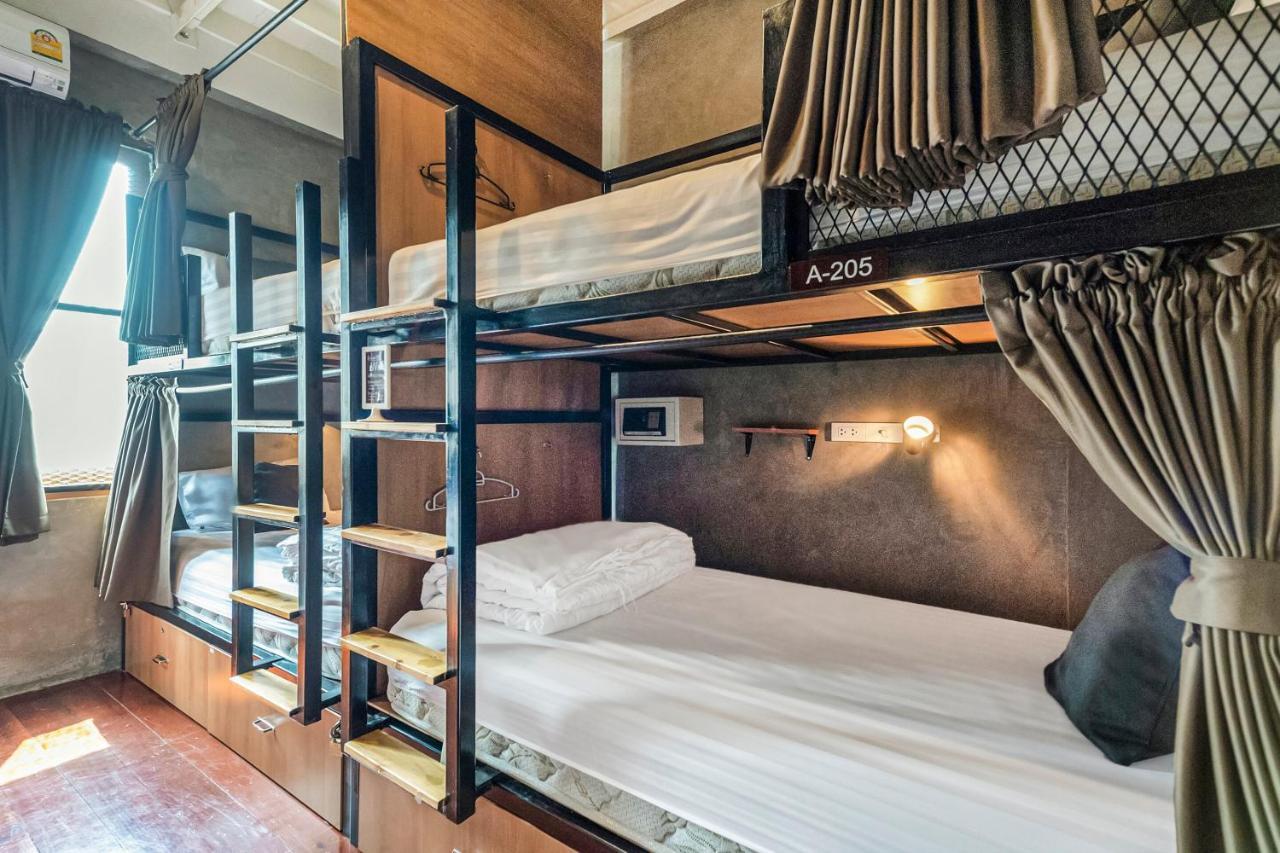 Oyo 685 Am Bed Hostel Bangkok Eksteriør billede