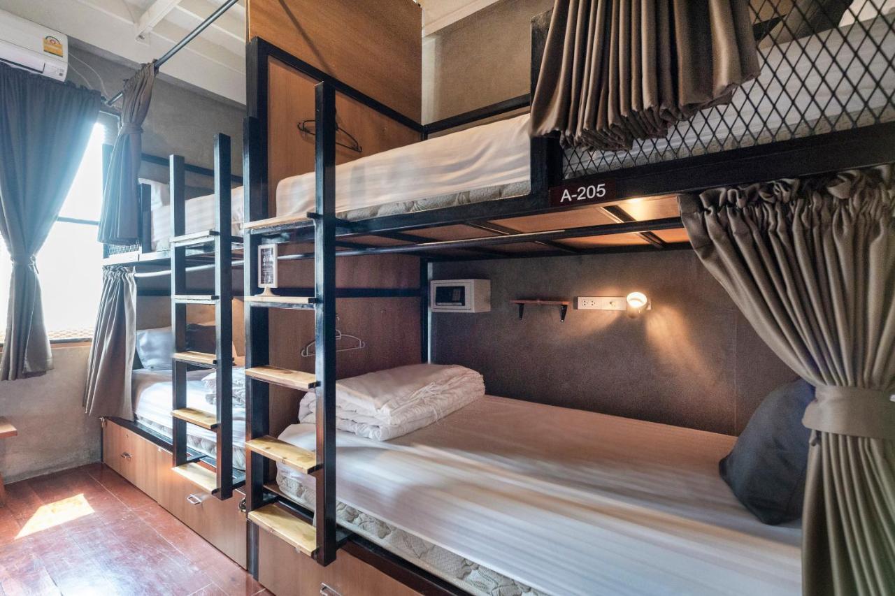 Oyo 685 Am Bed Hostel Bangkok Eksteriør billede